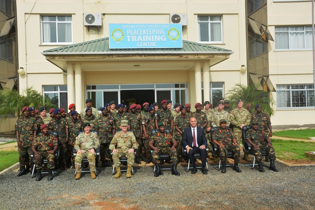 JWTZ NA JESHI LA MAREKANI KUBADILISHANA UZOEFU
